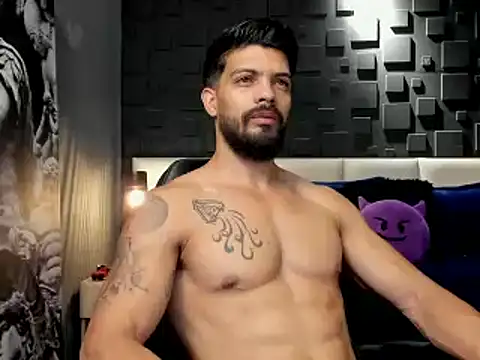 DannSaenz online show from January 24, 10:43 am