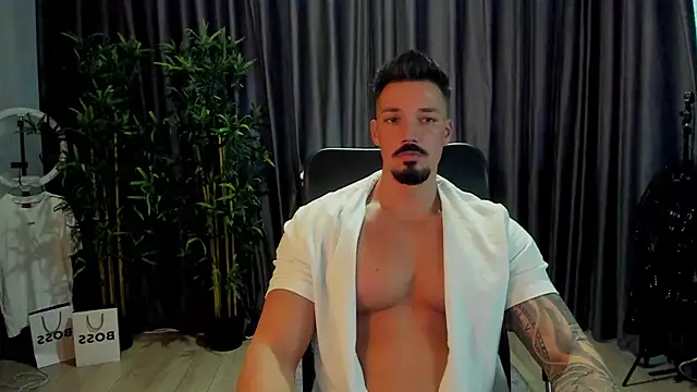 Snapshot of HaydenSpearss chatting on October 17, 1:15 pm HaydenSpearss online show from October 17, 1:15 pm