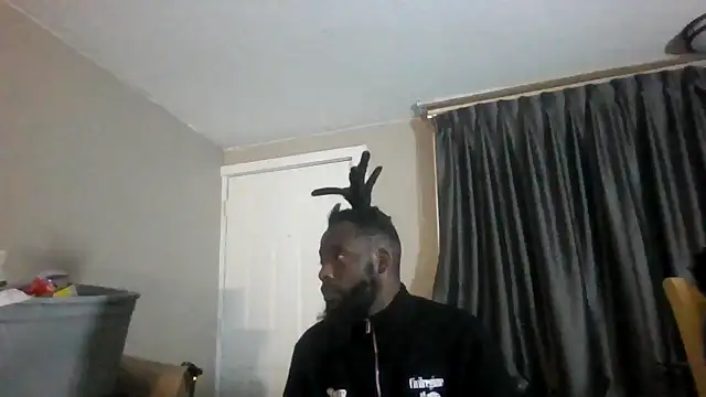 Snapshot of Mrbbc803 chatting on October 10, 5:56 am Mrbbc803 online show from October 10, 5:56 am