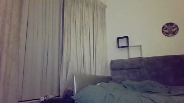 Dreamer8802 online show from March 22, 10:04 pm