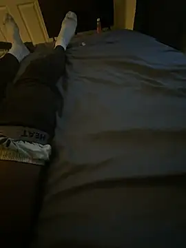 Snapshot of Big-dick_1 chatting on February 4, 11:06 pm Big-dick 1 online show from February 4, 11:06 pm