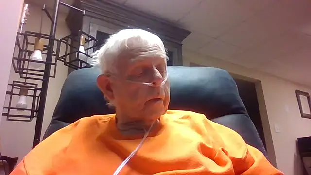 bootlegmanz online show from December 4, 1:56 am