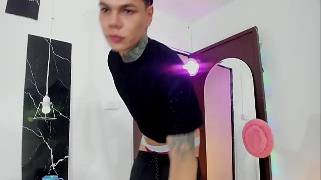 Jordyrodriiguez online show from October 31, 10:24 pm