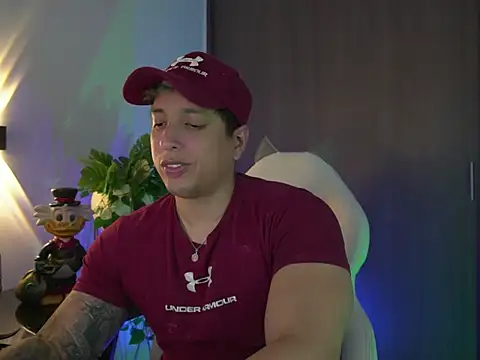 Snapshot of appolo_allen chatting on September 14, 6:04 am appolo allen online show from September 14, 6:04 am