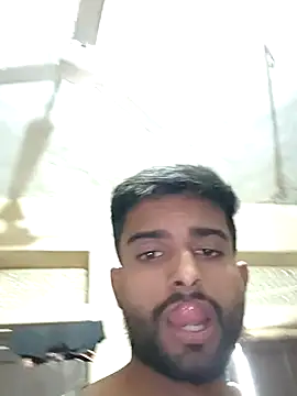 PRIYANHUxh online show from December 3, 8:53 am