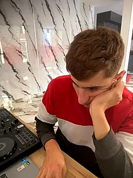 oliver Lz online show from November 14, 4:08 pm