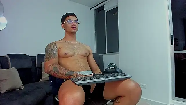 davis alx1 online show from December 3, 11:24 pm