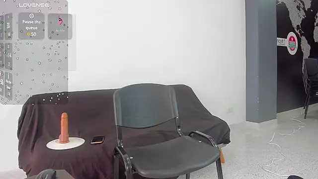 pepe joness online show from December 12, 7:15 pm