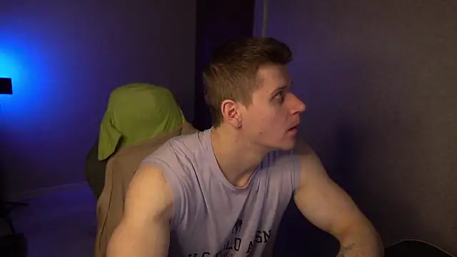 Bruno Banani online show from December 18, 4:36 pm