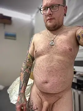 PierreNaked89 online show from October 30, 9:16 pm