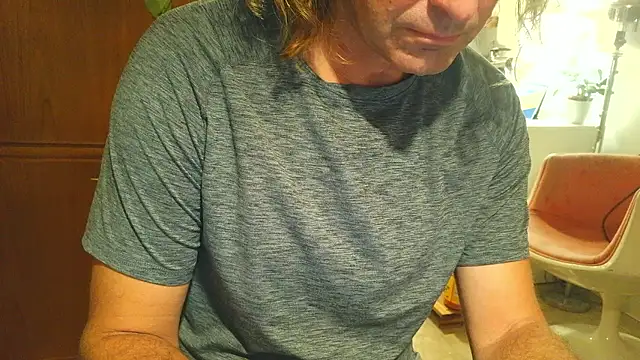 costanza7070 online show from October 23, 2:04 am