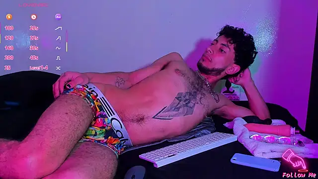 Piggy Eddy online show from March 13, 12:24 pm