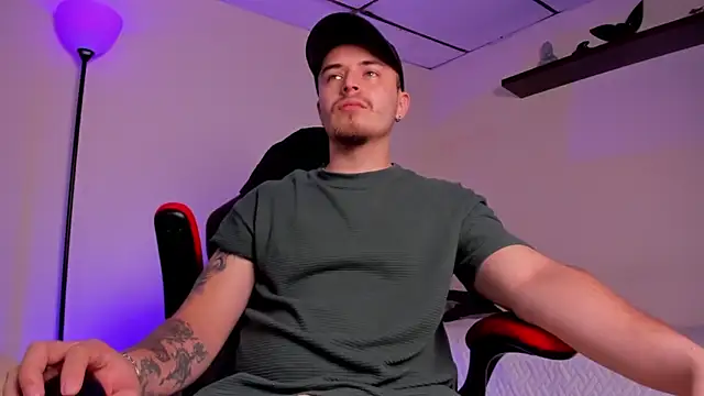 james connor2 online show from November 10, 6:46 pm