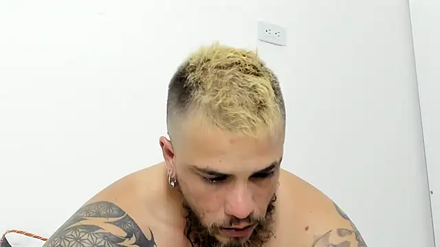Beard xox online show from June 25, 12:13 am