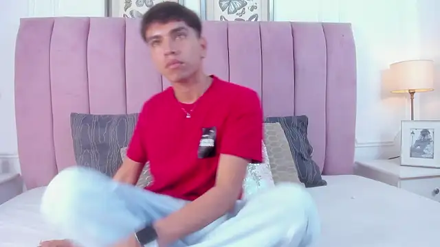 Santy carrington online show from March 6, 8:50 pm