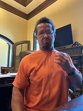 sluttydylan online show from July 28, 7:15 pm