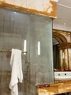 sluttydylan online show from January 6, 1:31 am