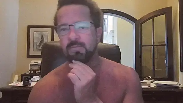 sluttydylan online show from October 7, 5:06 pm