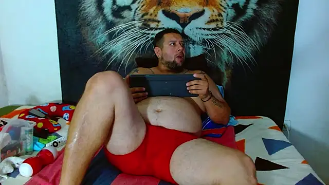 Michaell Myerss  online show from October 3, 2:00 pm