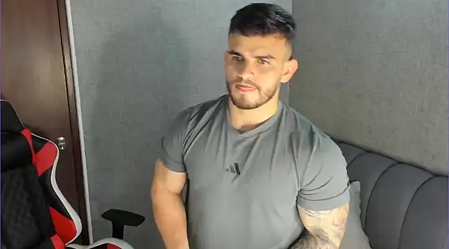 Ricardogo19 online show from January 20, 11:54 pm