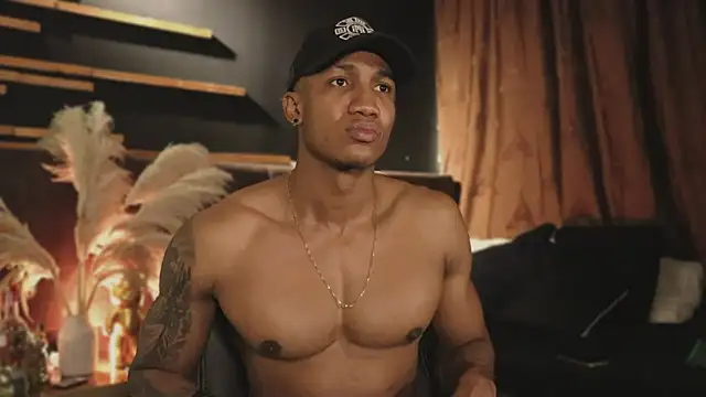 Logan Varela online show from January 20, 9:53 pm