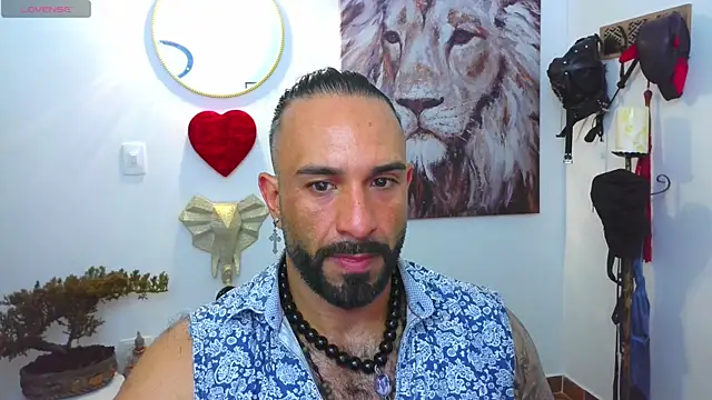 mr maik online show from March 2, 5:09 pm