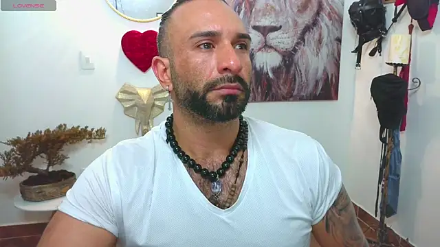 mr maik online show from March 5, 7:50 pm