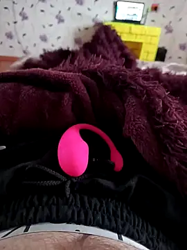 red red00 online show from December 14, 12:44 pm