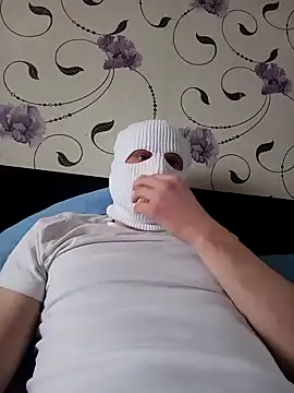 red red00 online show from February 11, 12:16 pm