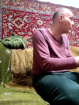 Pineapple04 online show from February 3, 4:23 pm