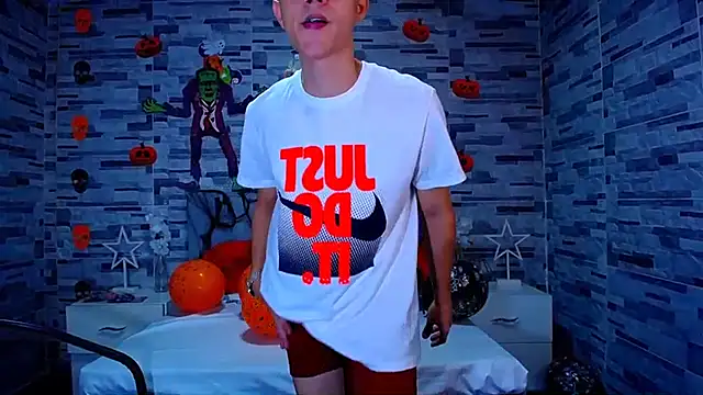 ADAM HOT online show from October 11, 11:09 pm