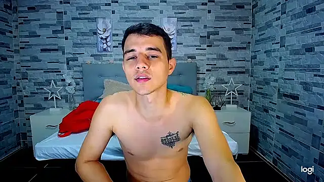 ADAM HOT online show from October 6, 7:40 pm