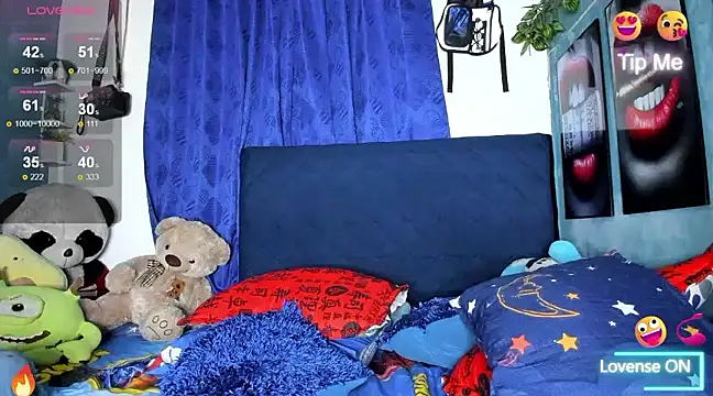 soyander03  online show from February 23, 9:06 am