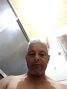 gordonunes online show from March 2, 4:01 am