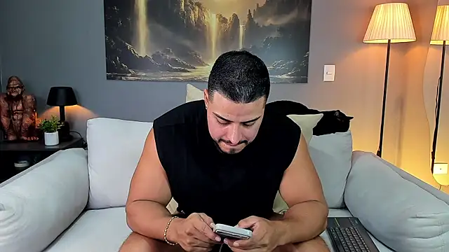 ApoloMakris online show from July 9, 10:24 pm