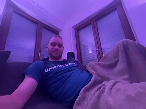 Zitus888 online show from February 23, 10:55 pm