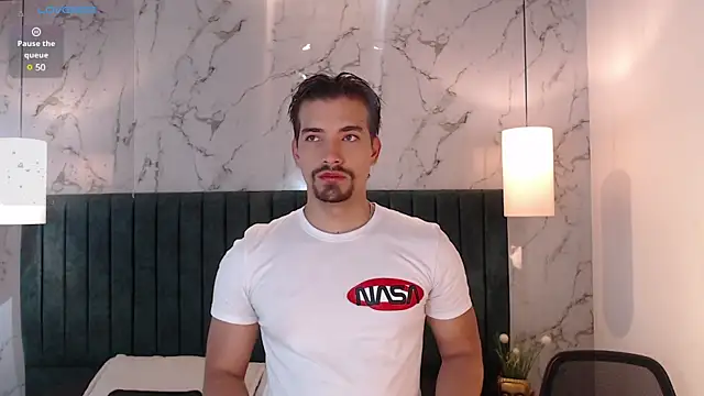 Ian Daviz online show from December 20, 7:39 pm