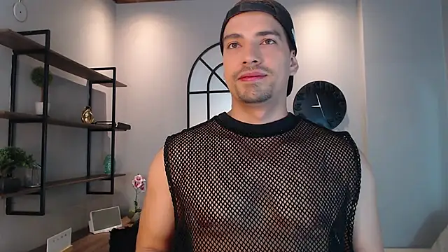 Ian Daviz online show from February 4, 8:06 pm