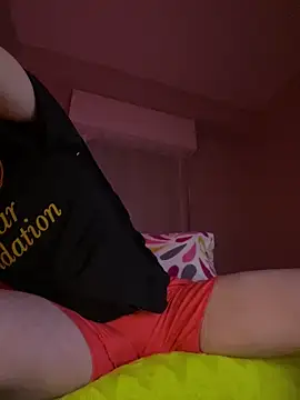 PutaNieves1983 online show from May 20, 1:45 am