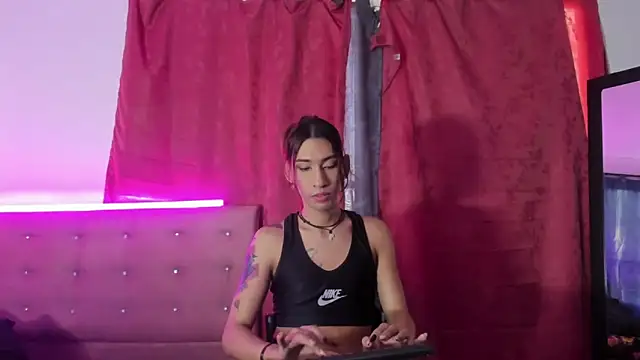 Snapshot of khandyzBlum chatting on September 22, 6:40 pm khandyzBlum online show from September 22, 6:40 pm