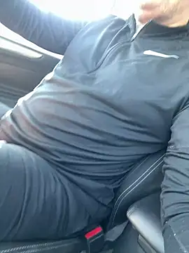 Snapshot of daddybear100 chatting on March 19, 10:22 am daddybear100 online show from March 19, 10:22 am