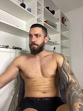 LoveIsBlind  online show from October 3, 4:06 am