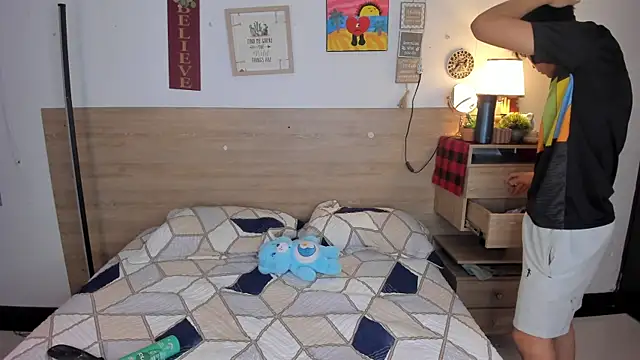 justinbiler online show from January 9, 2:44 pm