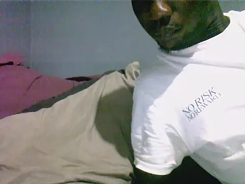 TheeRealShow online show from March 8, 2:04 am