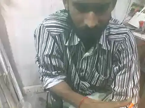 Snapshot of Desi_GfBf chatting on March 12, 2:45 pm Desi GfBf online show from March 12, 2:45 pm