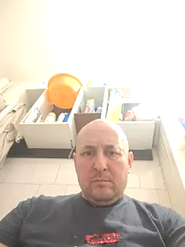 Snapshot of intx800 chatting on March 1, 4:00 pm intx800 online show from March 1, 4:00 pm