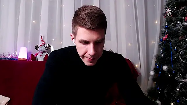 Snapshot of Chris_Brien chatting on January 13, 3:26 pm Chris Brien online show from January 13, 3:26 pm