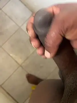 133pipi online show from April 10, 11:06 am