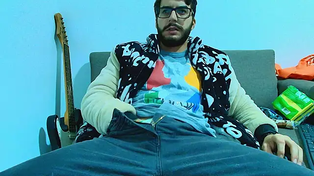 thomas gun online show from March 11, 4:19 am