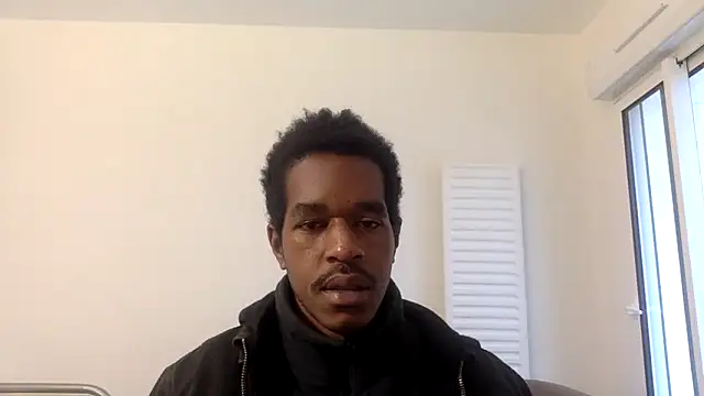 Snapshot of POPAYE972 chatting on October 23, 8:07 am POPAYE972 online show from October 23, 8:07 am